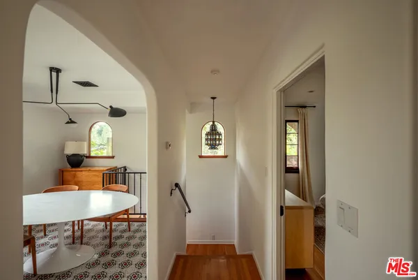 $7,500 | 8515 Ridpath Drive, Los Angeles, CA 90046