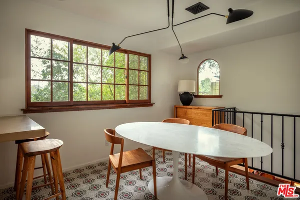 $7,500 | 8515 Ridpath Drive, Los Angeles, CA 90046