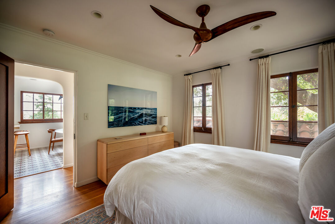 8515 Ridpath Drive Los Angeles, CA 90046 - Photo 27 of 38