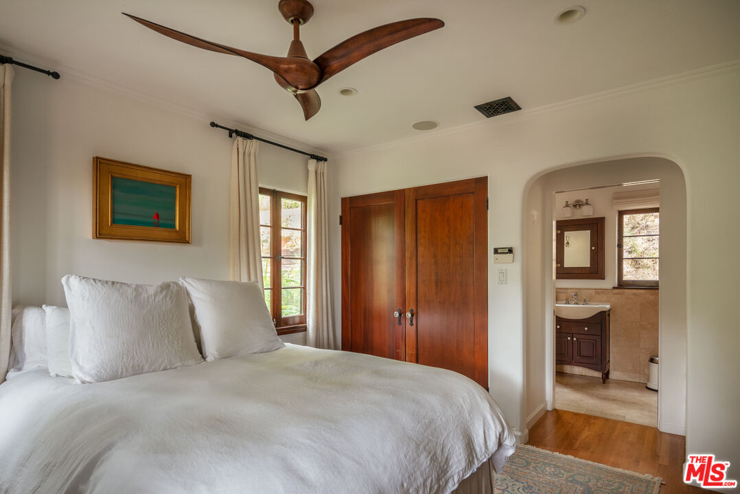 8515 Ridpath Drive Los Angeles, CA 90046 - Photo 28 of 38