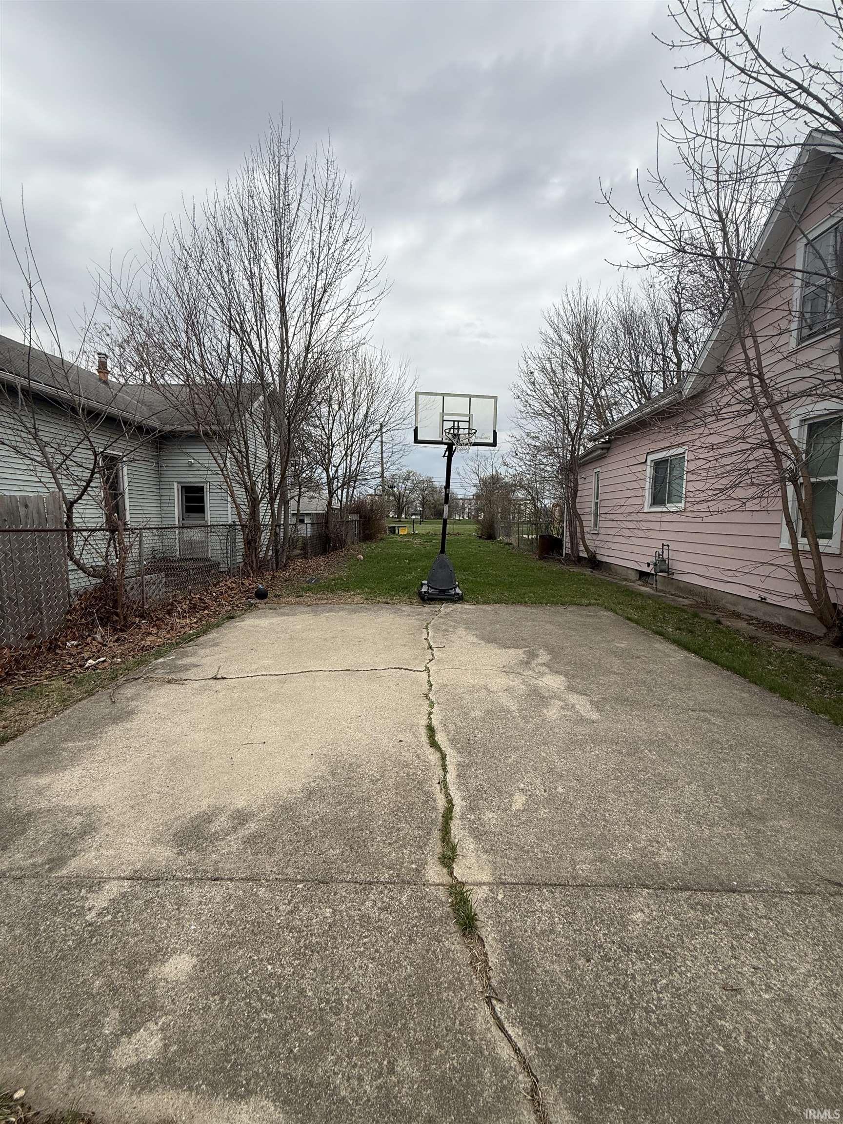 923 Madison Street Fort Wayne, IN 46803 - Photo 3 of 4