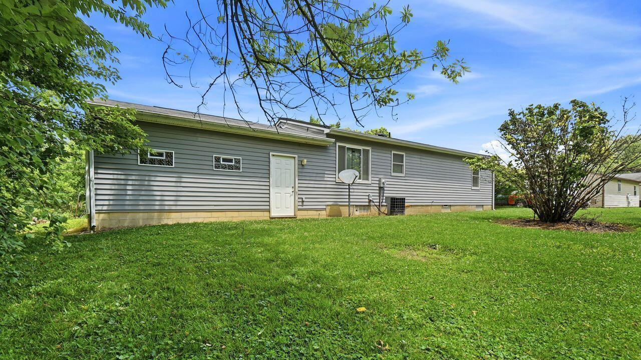 4432 White Road Centerburg, OH 43011 - Photo 33 of 37