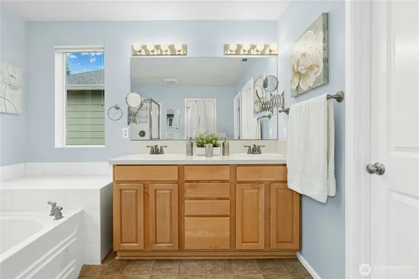 $849,950 | 16116 35th Park Southeast, Bothell, WA 98012