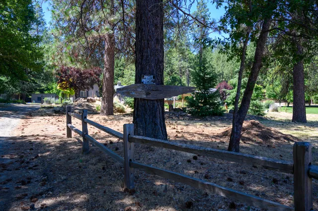 $365,000 | 290 Mountain View Drive, Lewiston, CA 96052