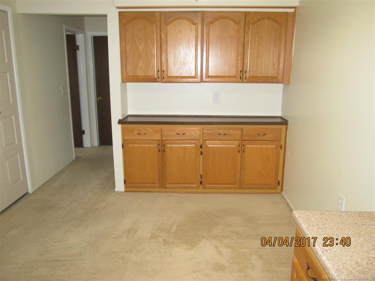 29133 Hayes Road, Unit BLDG A 23 Warren, MI 48088 - Photo 11 of 14