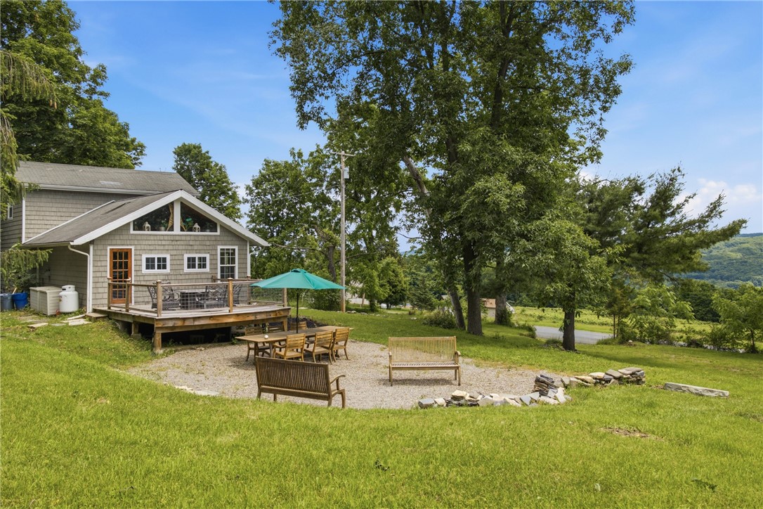 4342 Vine Road Jerusalem, NY 14527 - Photo 4 of 37