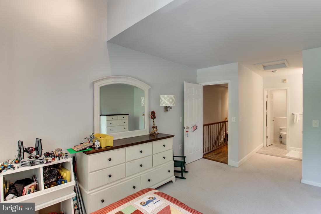 6606 Anthony Crest Square McLean, VA 22101 - Photo 26 of 36 Bedroom #2