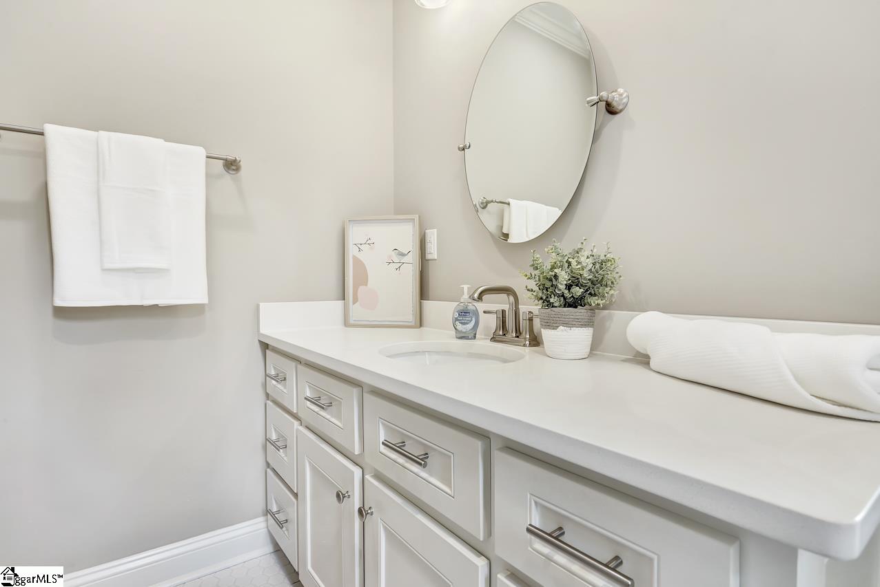 1108 Fairview Road Simpsonville, SC 29680 - Photo 23 of 36