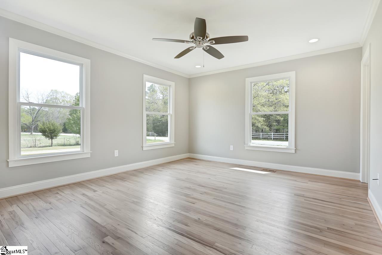 1108 Fairview Road Simpsonville, SC 29680 - Photo 29 of 36