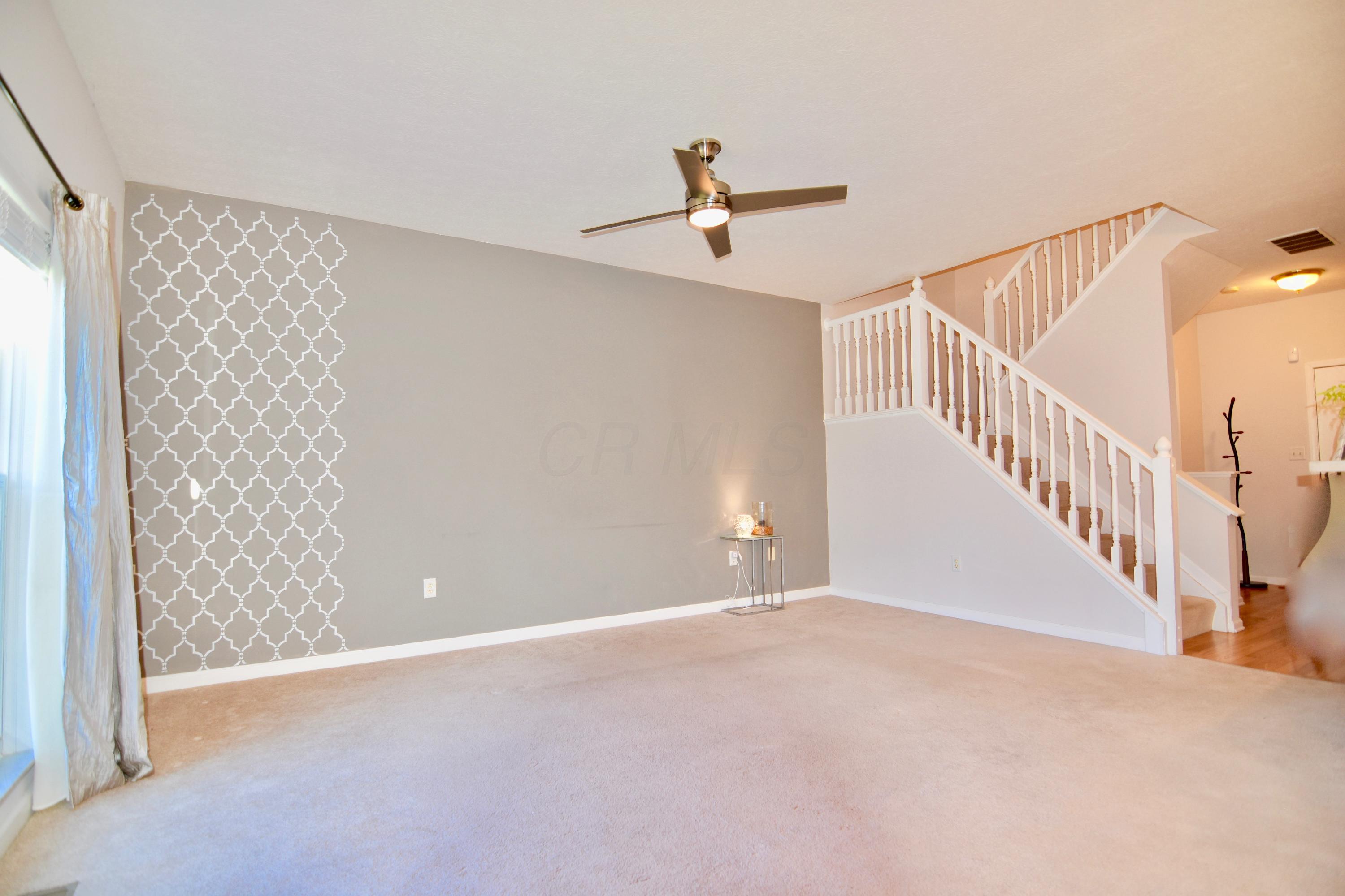 674 Spring Valley Drive Lewis Center, OH 43035 - Photo 4 of 28