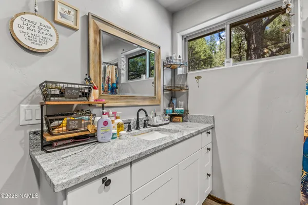 $1,425,000 | 3348 Happy Trails Drive, Flagstaff, AZ 86005