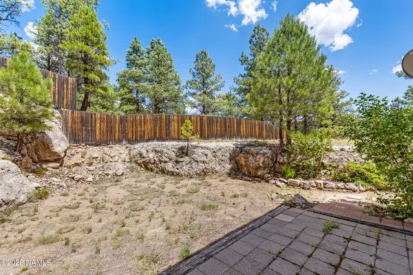 $1,425,000 | 3348 Happy Trails Drive, Flagstaff, AZ 86005