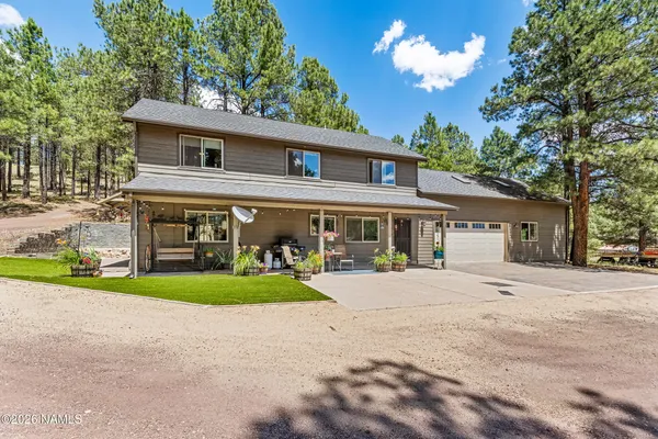 $1,425,000 | 3348 Happy Trails Drive, Flagstaff, AZ 86005