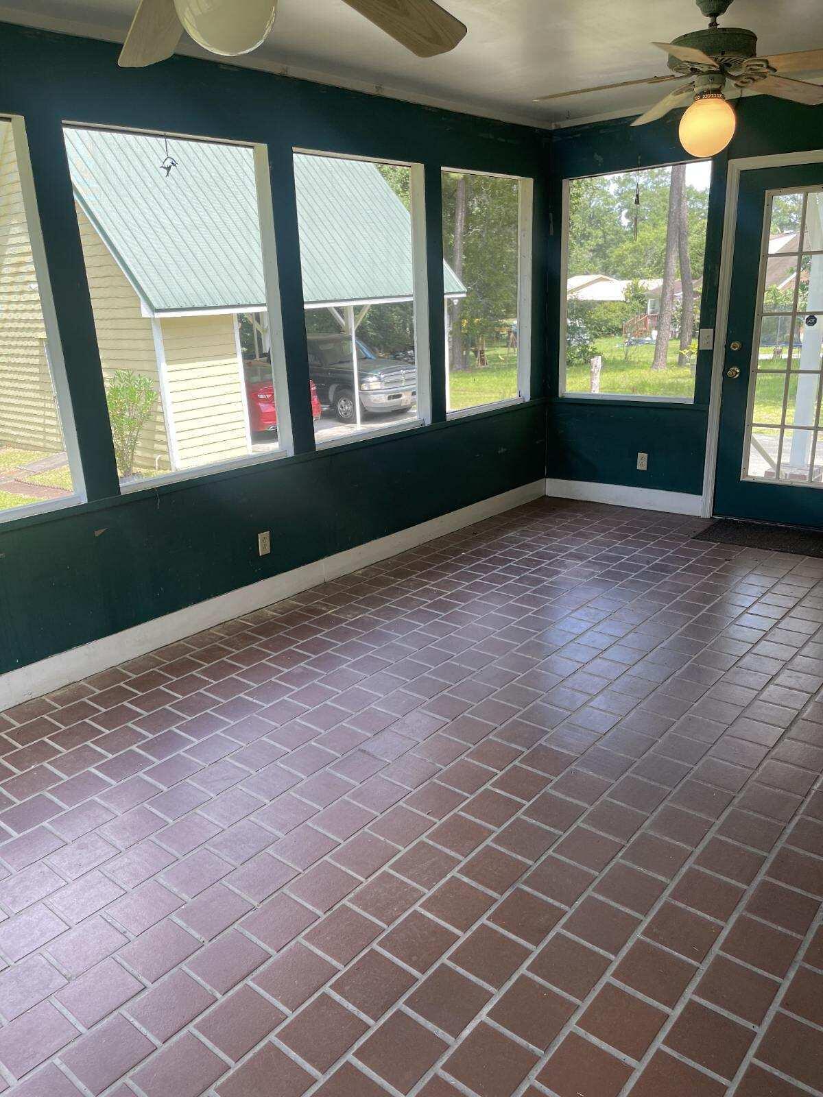 141 State Rd S-15-714 Walterboro, SC 29488 - Photo 9 of 15 141 PATIO