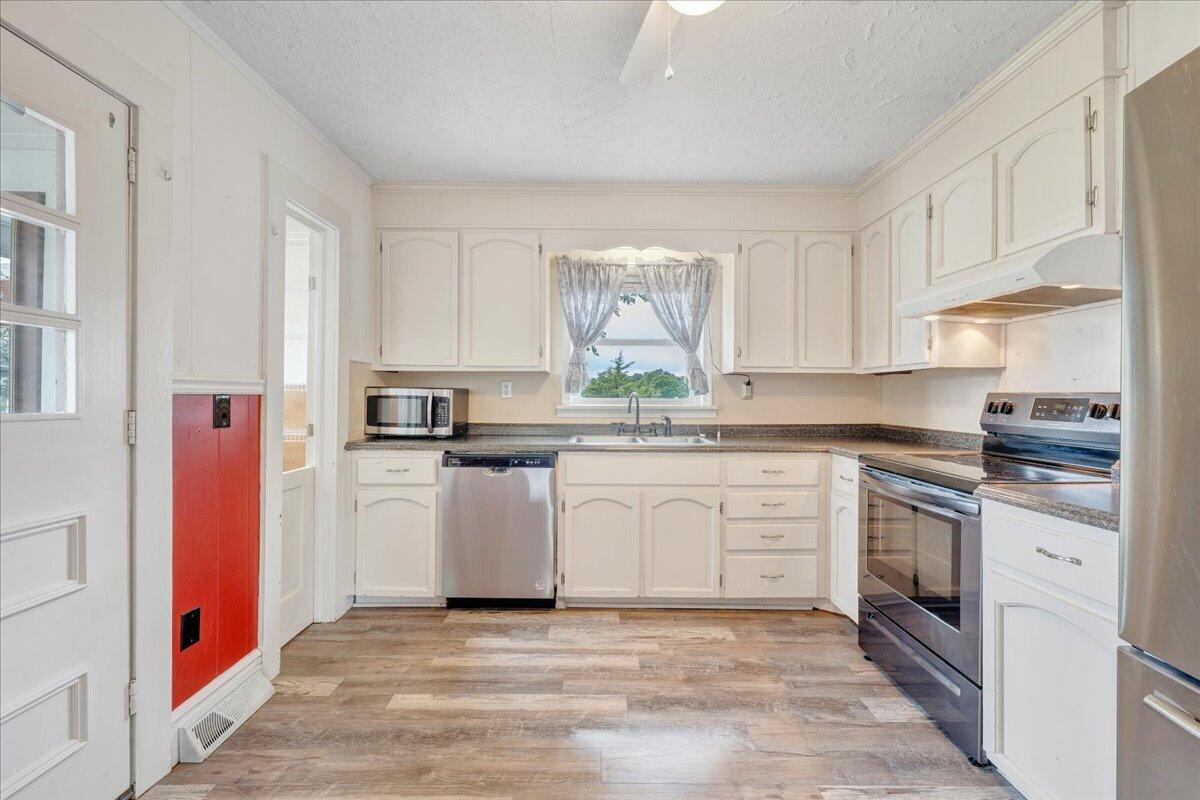 193 Simmons Creek Road Union Hall, VA 24176 - Photo 20 of 77 19-MIB03897