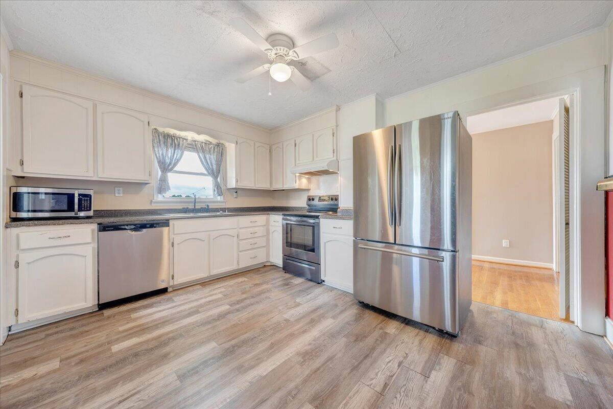 193 Simmons Creek Road Union Hall, VA 24176 - Photo 21 of 77 20-MIB03900