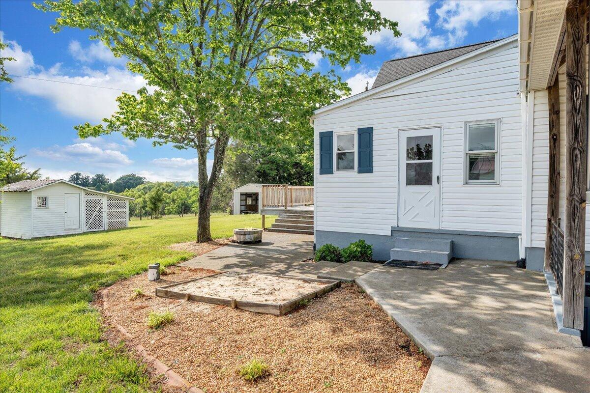 193 Simmons Creek Road Union Hall, VA 24176 - Photo 51 of 77 50-MIB04014