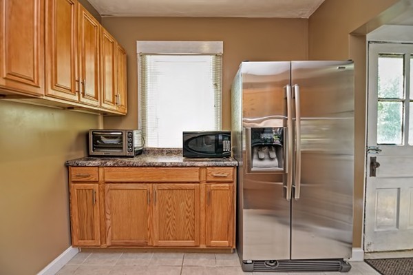 86 Randolph Road Worcester, MA 01606 - Photo 12 of 30 Gallery Image 12