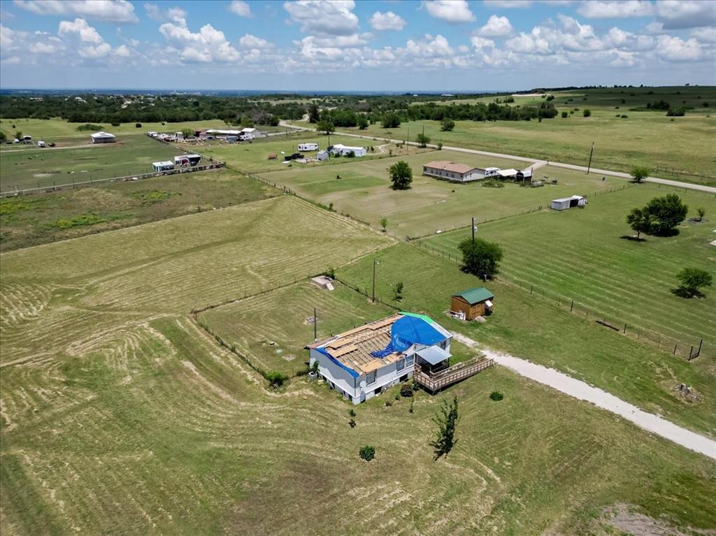 108 Lelon Lane Springtown, TX 76082 - Photo 10 of 20