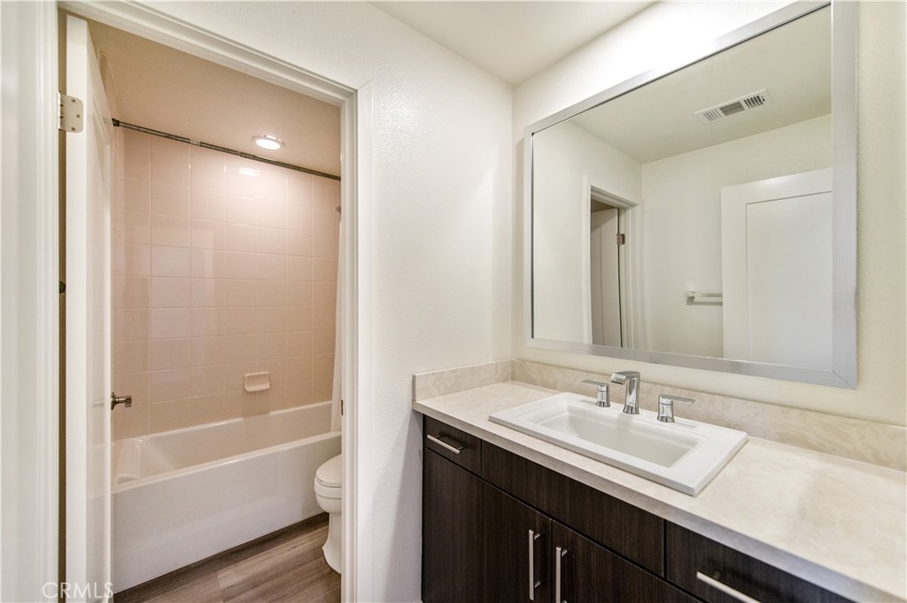 120 Rockefeller Irvine, CA 92612 - Photo 18 of 31