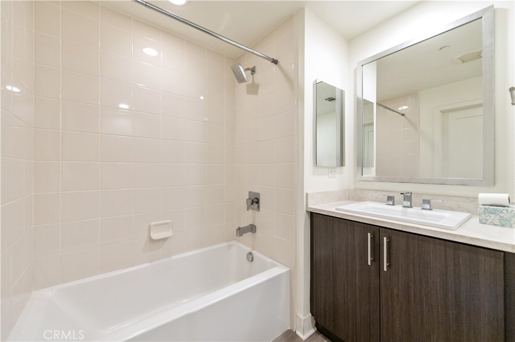 120 Rockefeller Irvine, CA 92612 - Photo 5 of 31