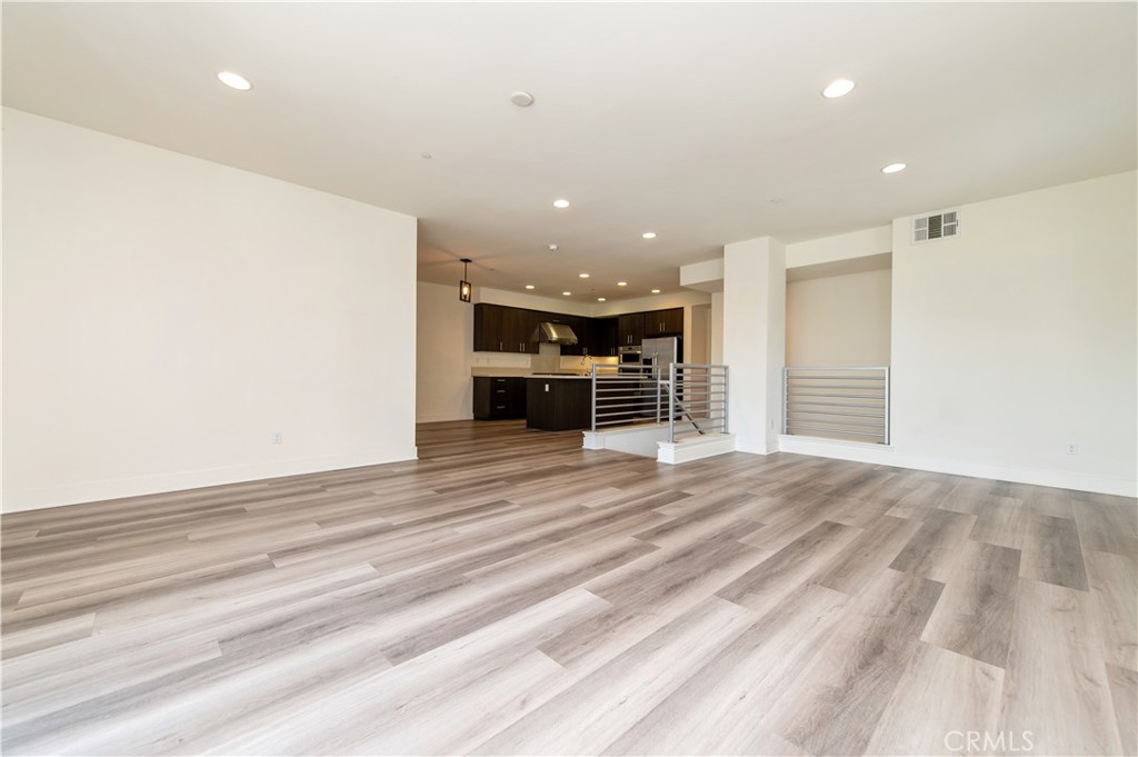 120 Rockefeller Irvine, CA 92612 - Photo 9 of 31