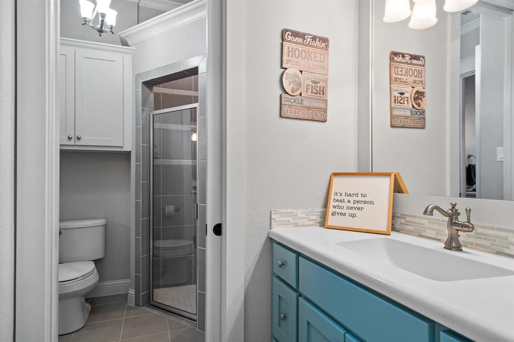 3328 Clubview Drive Denton, TX 76226 - Photo 21 of 40 Walk-in shower!