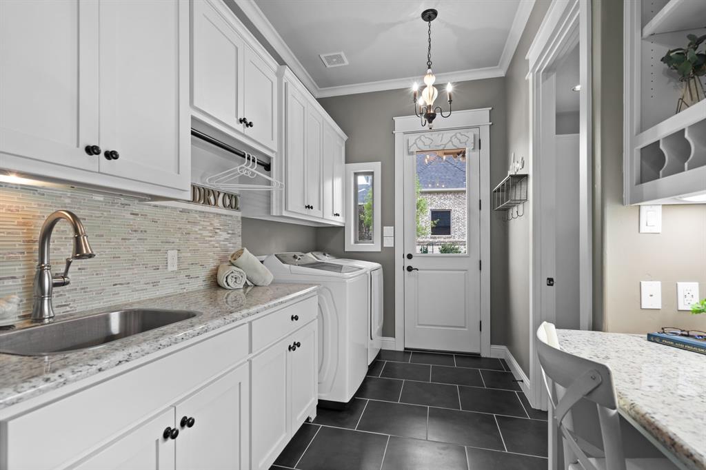 3328 Clubview Drive Denton, TX 76226 - Photo 25 of 40 Laundry room and mudroom with a built-in deskarea!