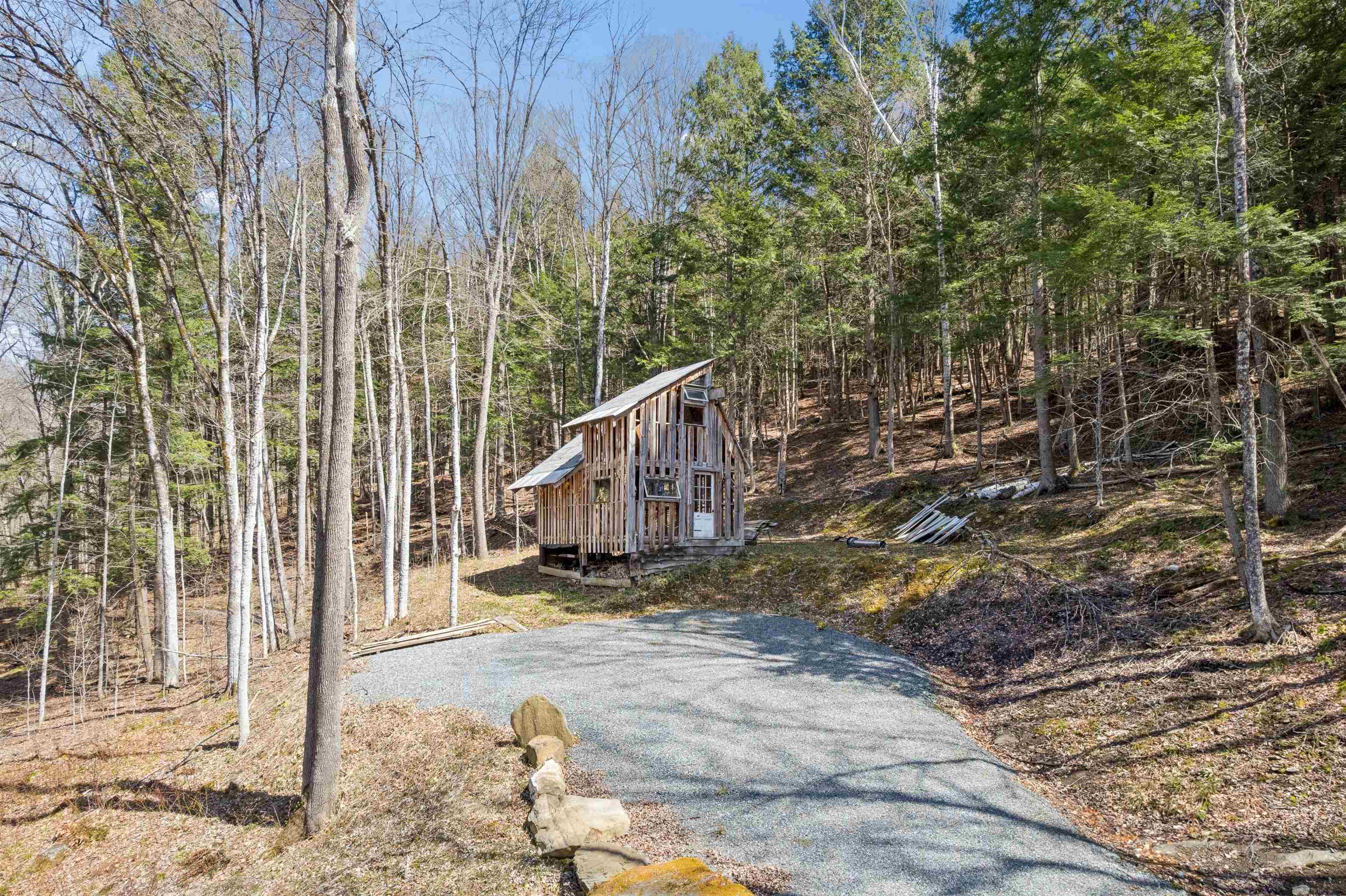 167 Leons Lane Sharon, VT 05068 - Photo 6 of 23