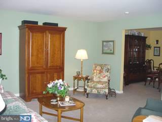 8 Eagles Lane Sinking Spring, PA 19608 - Photo 3 of 6