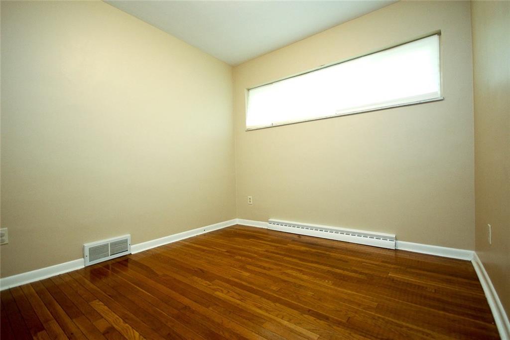 212 Springdale Road Venetia, PA 15367 - Photo 16 of 23