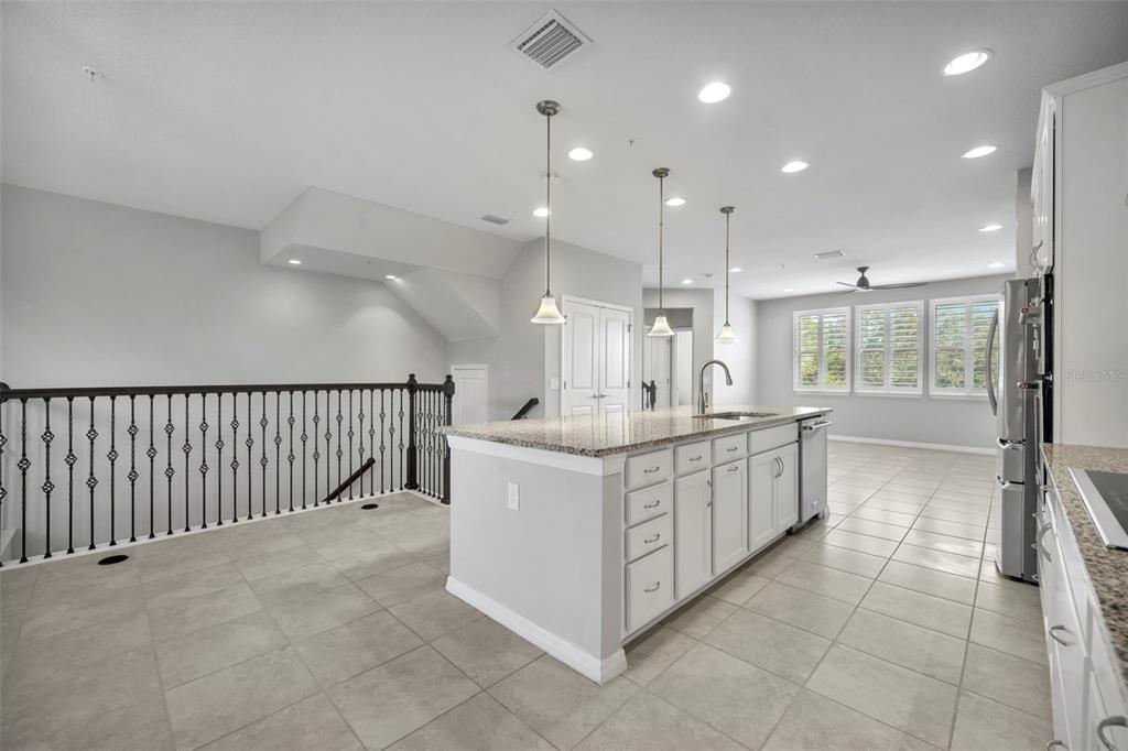 529 Piazza Point Oviedo, FL 32765 - Photo 15 of 33