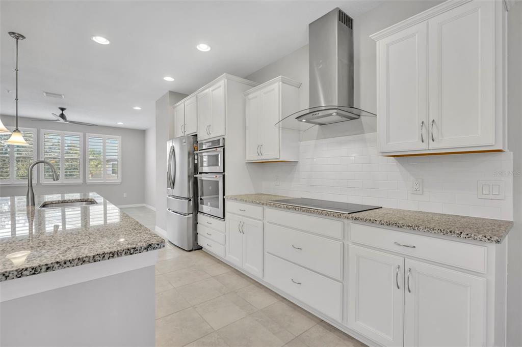 529 Piazza Point Oviedo, FL 32765 - Photo 18 of 33