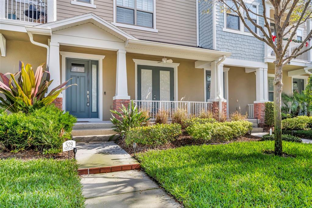 529 Piazza Point Oviedo, FL 32765 - Photo 2 of 33