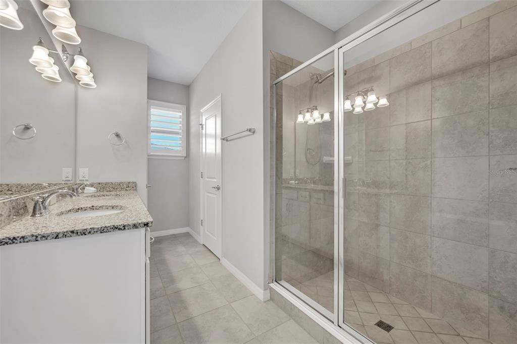 529 Piazza Point Oviedo, FL 32765 - Photo 27 of 33