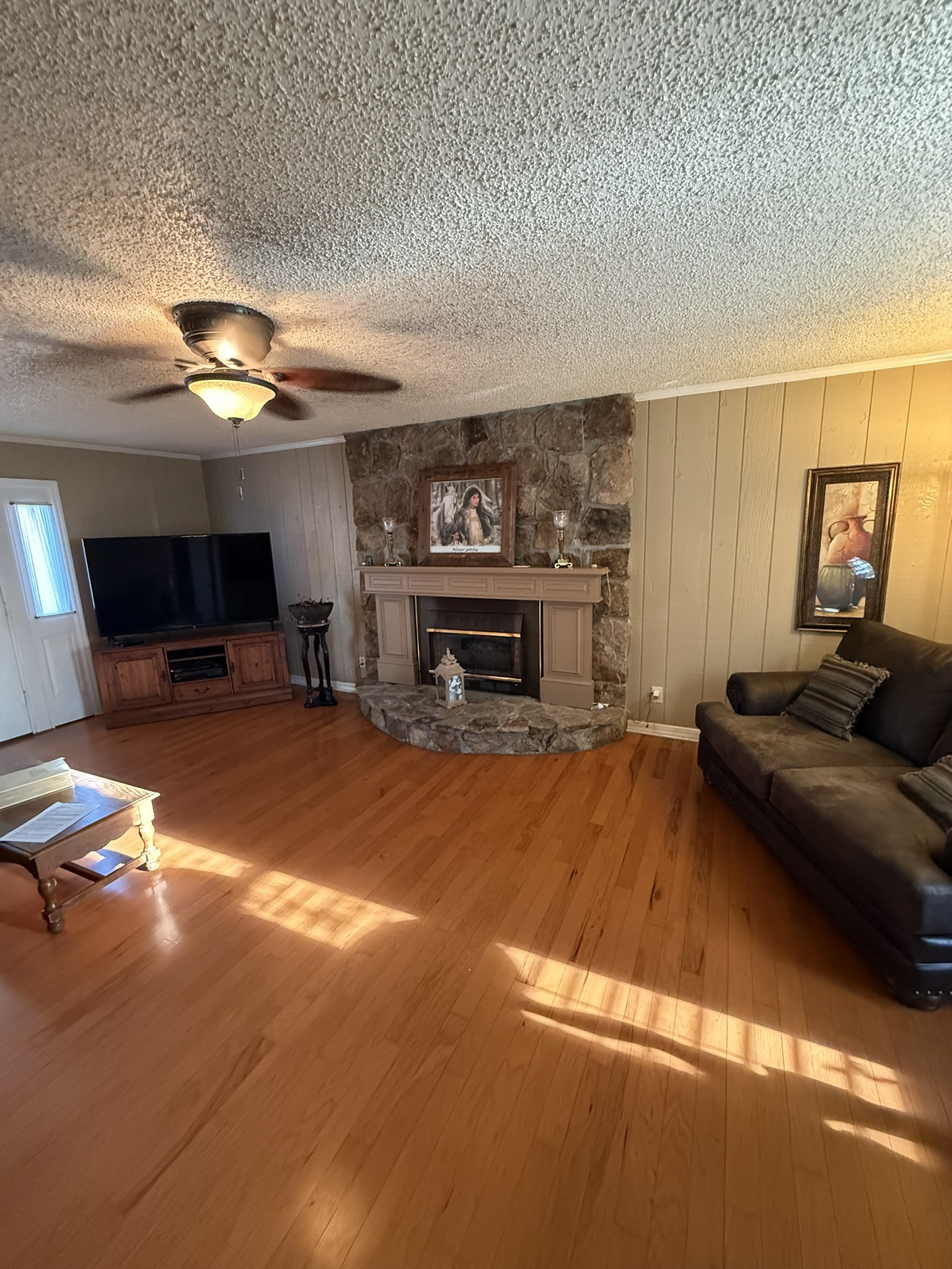 353 Golf Club Road McMinnville, TN 37110 - Photo 24 of 28 a living room with furniture and a fireplace