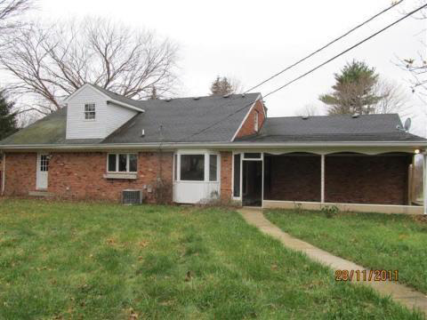 1185 Peavy Road Howell, MI 48843 - Photo 1 of 7 20217142.JPG