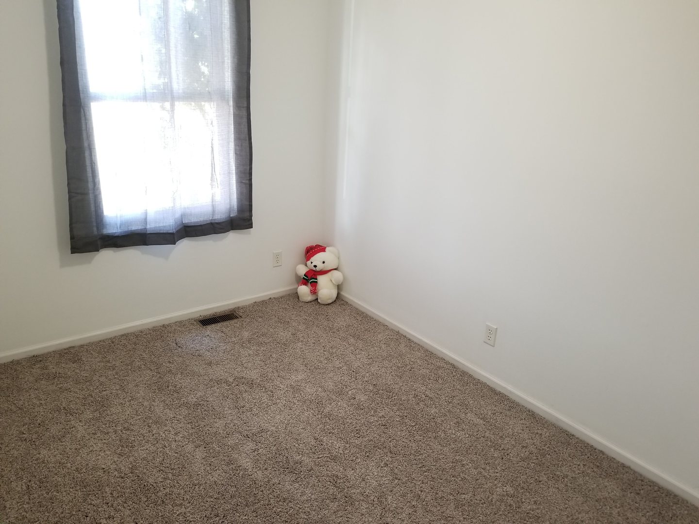 627 Belmont Drive Romeoville, IL 60446 - Photo 13 of 14