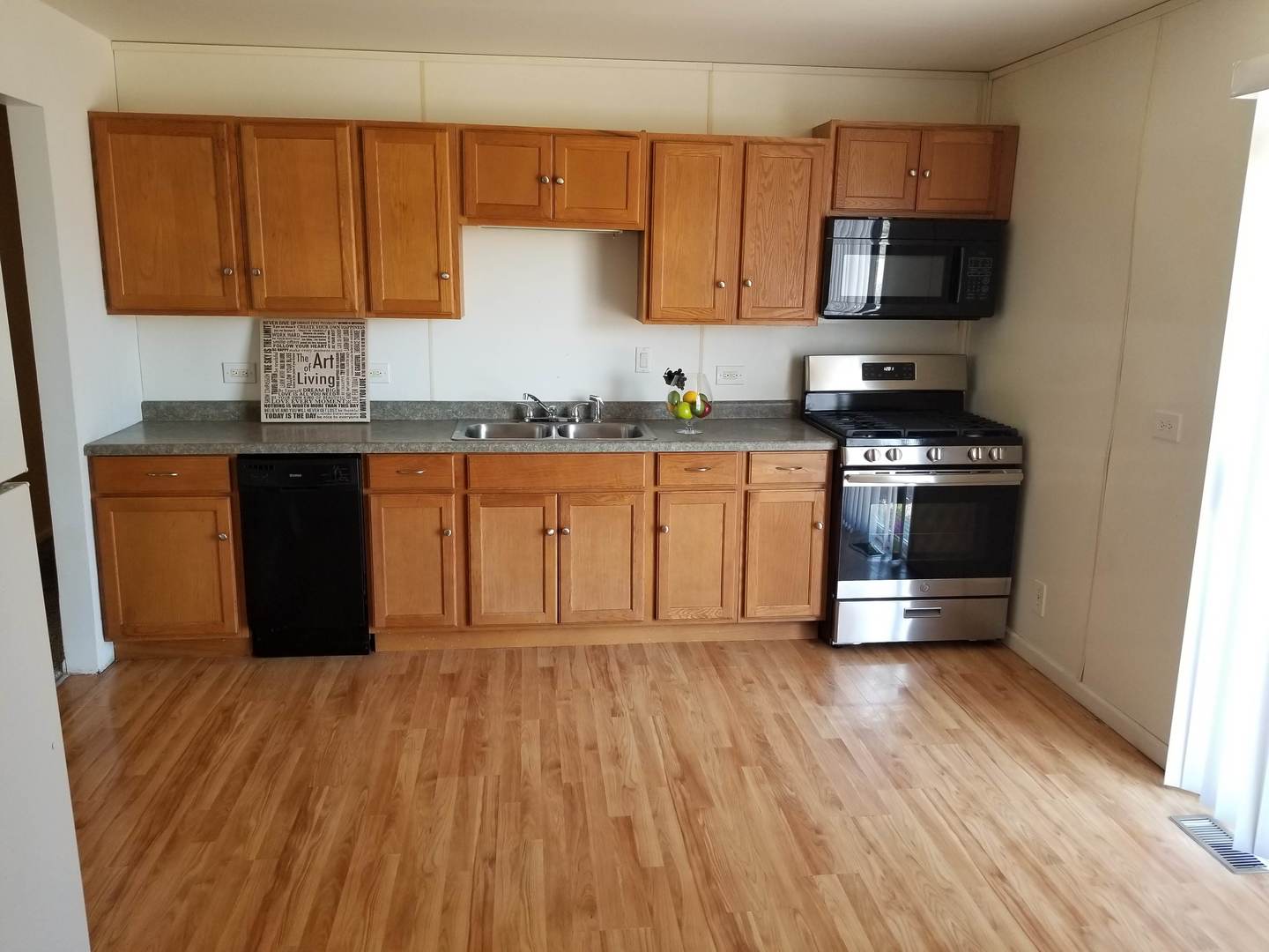 627 Belmont Drive Romeoville, IL 60446 - Photo 4 of 14