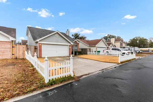 $355,000 | 928 Village Lane, Fort Walton Beach, FL 32547