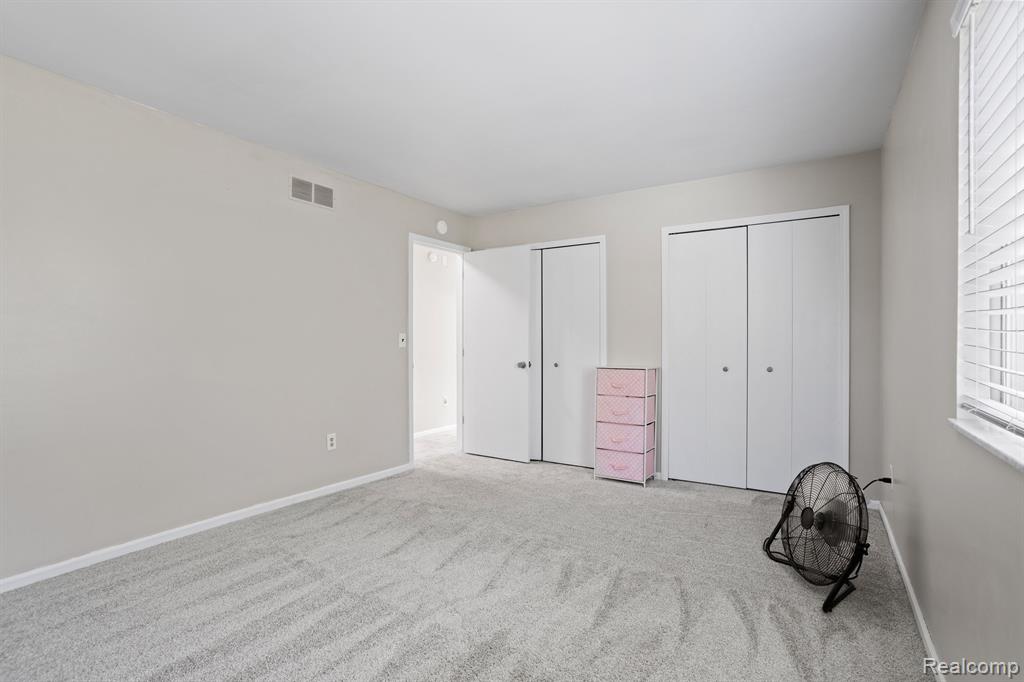 13396 Sumac Road South Lyon, MI 48178 - Photo 24 of 39 Gallery Image 24