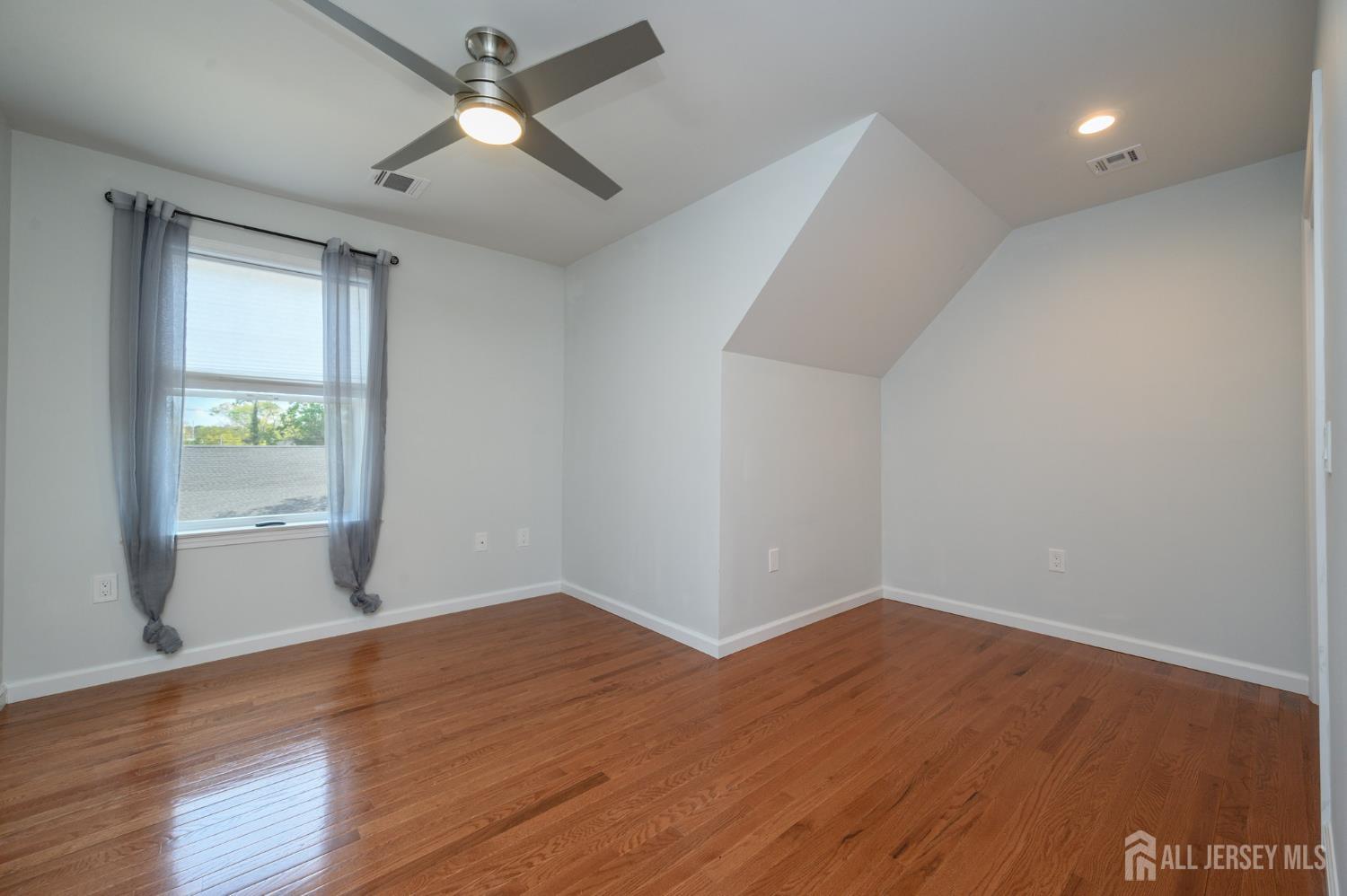 497 Pinecroft Drive Brick, NJ 08723 - Photo 13 of 47