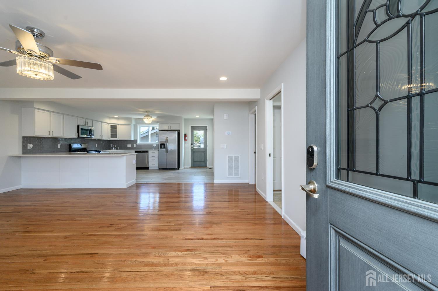 497 Pinecroft Drive Brick, NJ 08723 - Photo 3 of 47