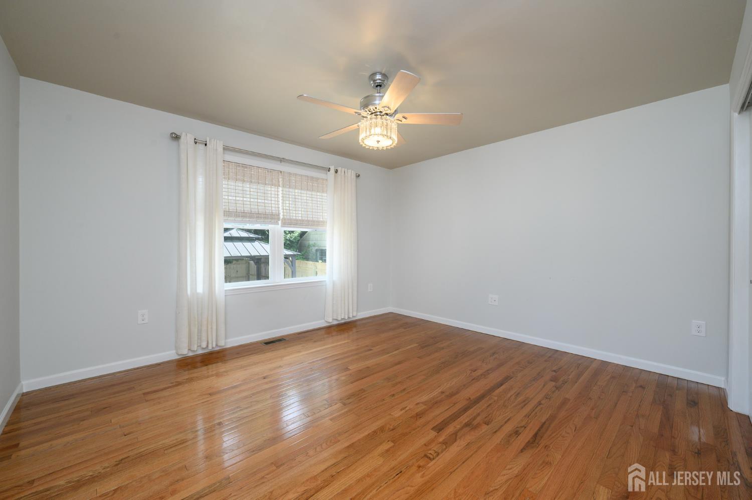 497 Pinecroft Drive Brick, NJ 08723 - Photo 9 of 47