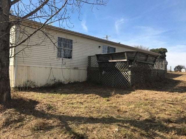 10100 Brownsford Road Fountain Run, KY 42133 - Photo 3 of 18 Gallery Image 3