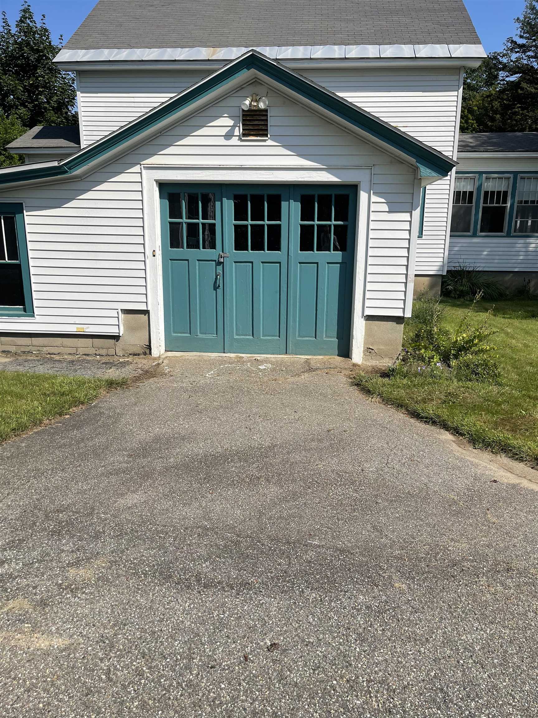 159 Wall Street Springfield, VT 05156 - Photo 3 of 22