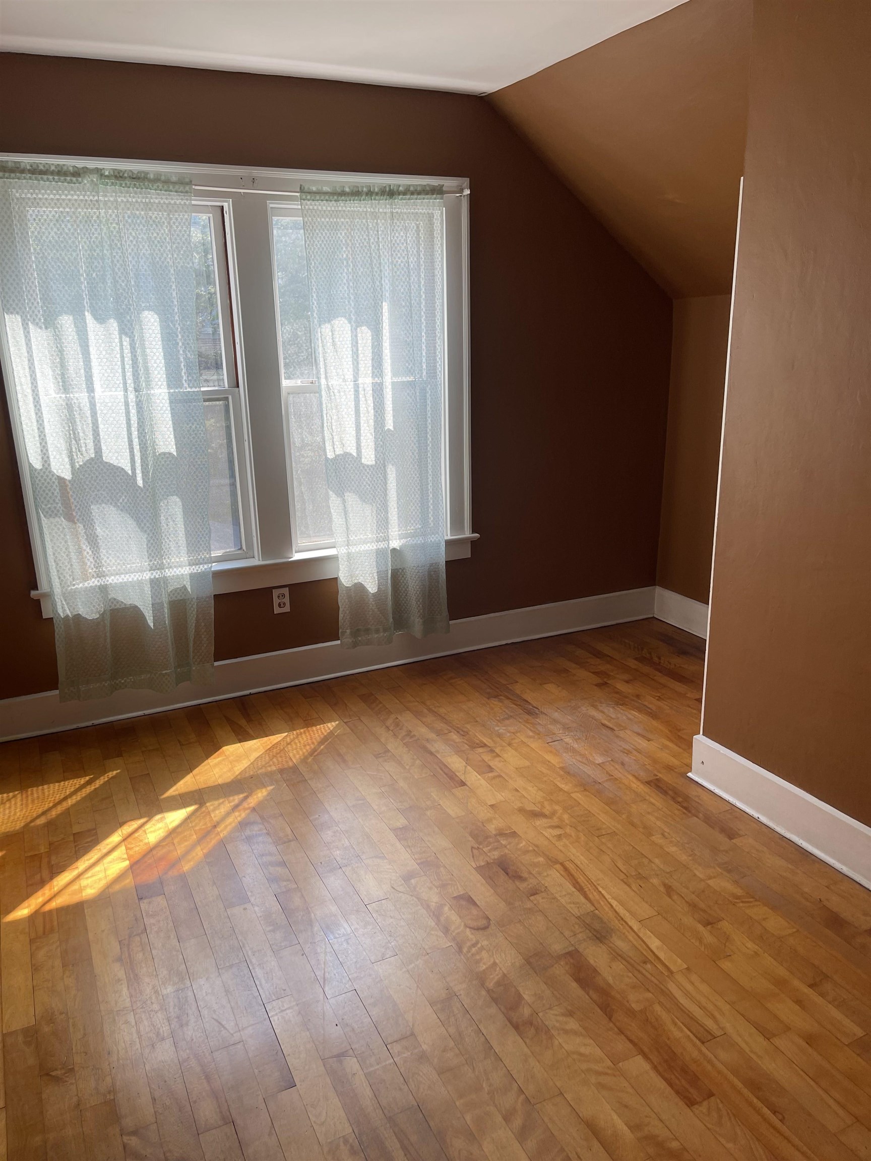 159 Wall Street Springfield, VT 05156 - Photo 8 of 22