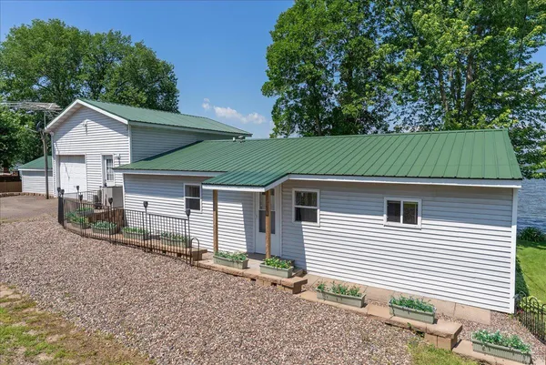 $1,800 | 773 Highway 63, Clayton, WI 54004