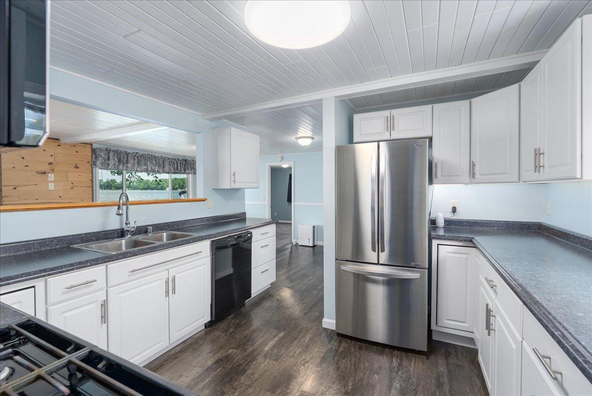 773 Highway 63 Clayton, WI 54004 - Photo 8 of 30