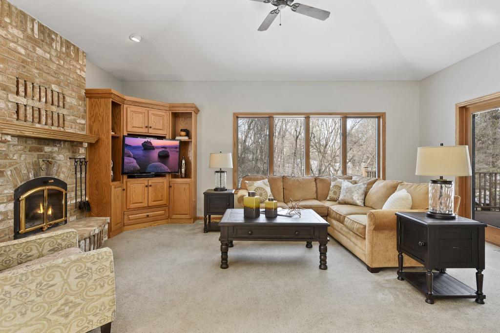 15410 Shadow Creek Road Maple Grove, MN 55311 - Photo 12 of 45 Gallery Image 12